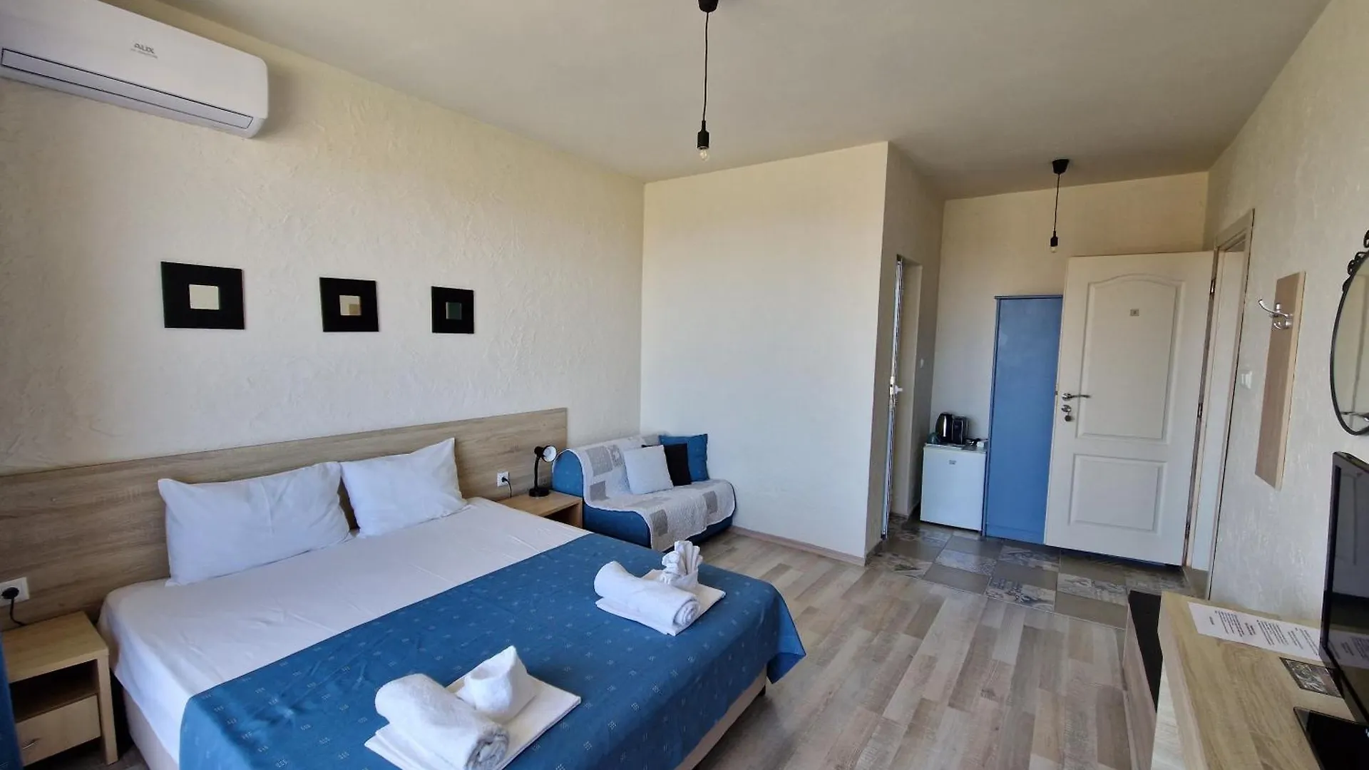 Pensiune Къща За Гости Азалия Sozopol Bulgaria